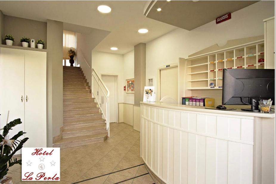 קופרה מריטימה Hotel La Perla מראה חיצוני תמונה