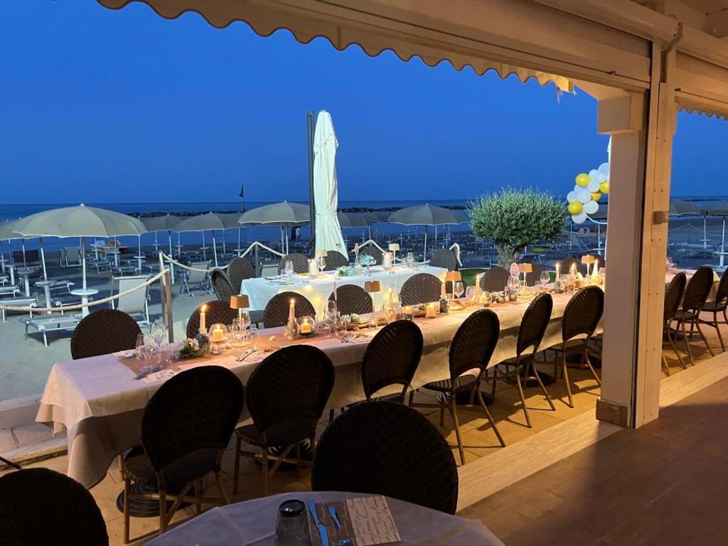 קופרה מריטימה Hotel La Perla מראה חיצוני תמונה