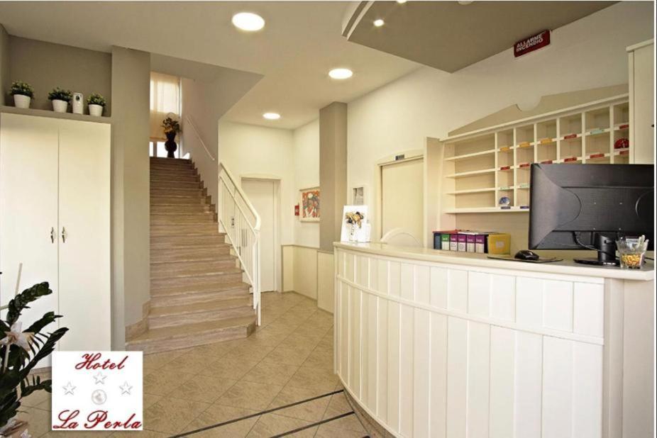 קופרה מריטימה Hotel La Perla מראה חיצוני תמונה
