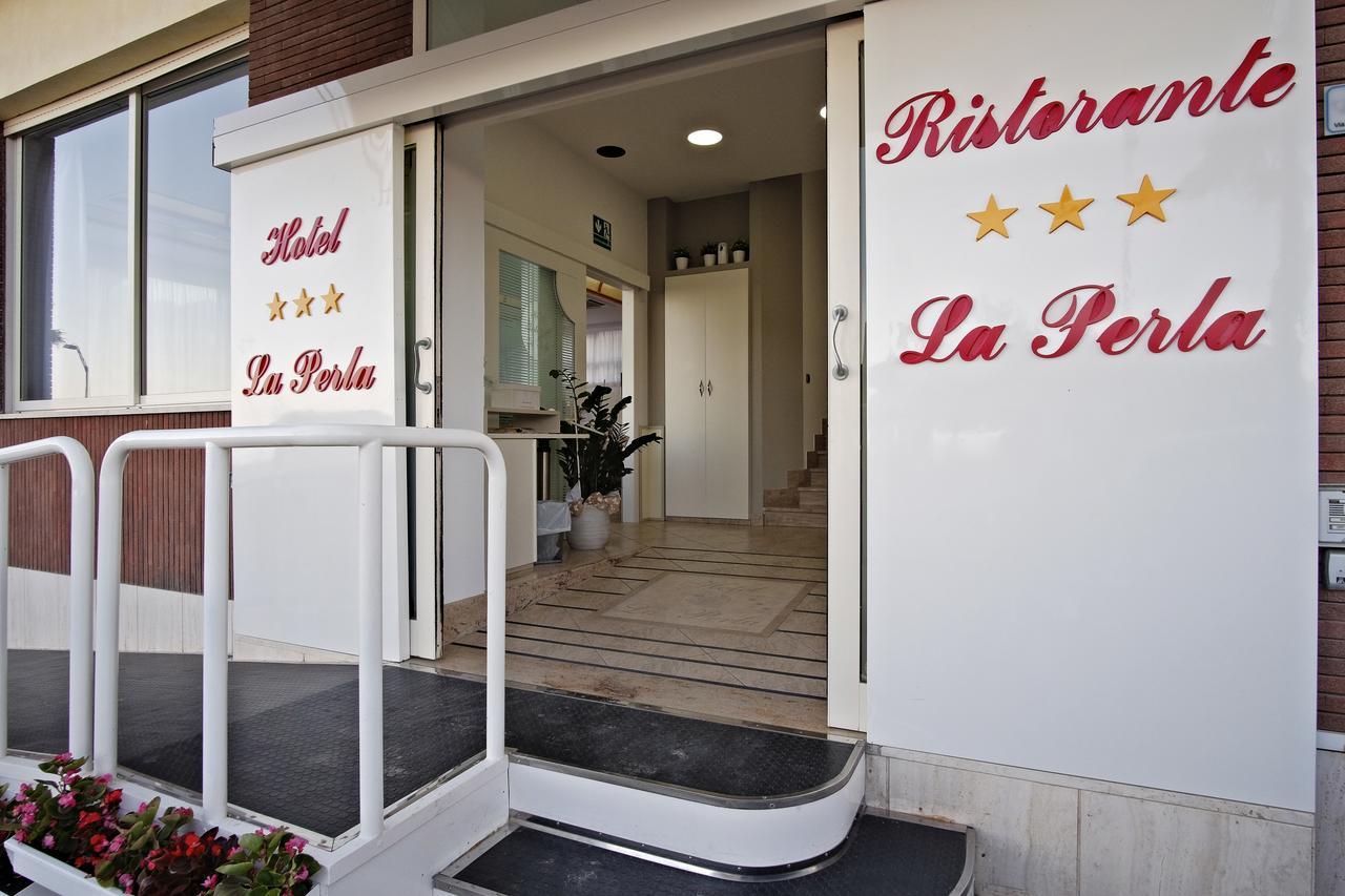 קופרה מריטימה Hotel La Perla מראה חיצוני תמונה
