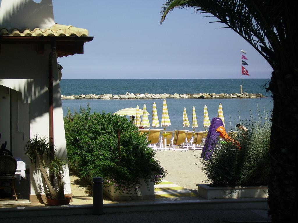 קופרה מריטימה Hotel La Perla מראה חיצוני תמונה